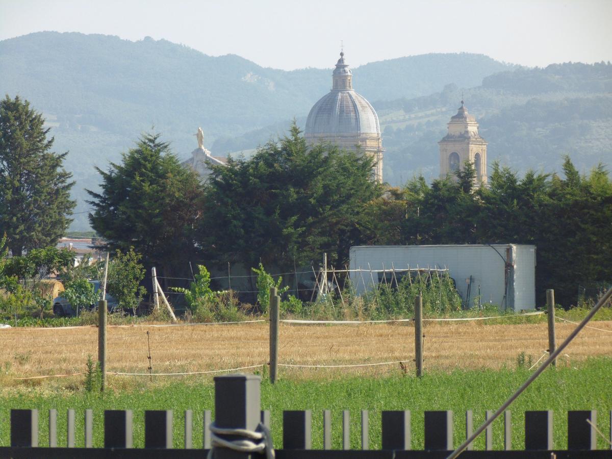 B&B La Gioiosa Assisi Luaran gambar